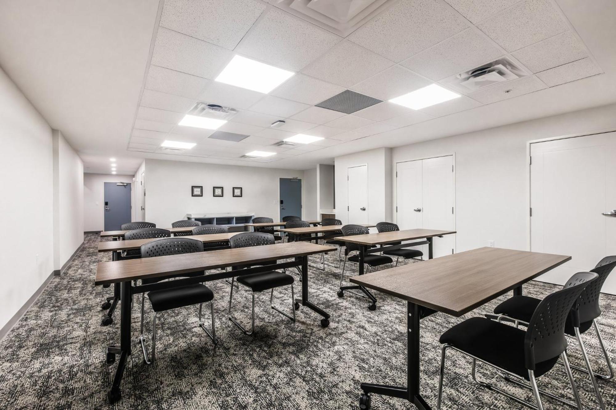 Staybridge Suites - Dawson Creek By Ihg Extérieur photo